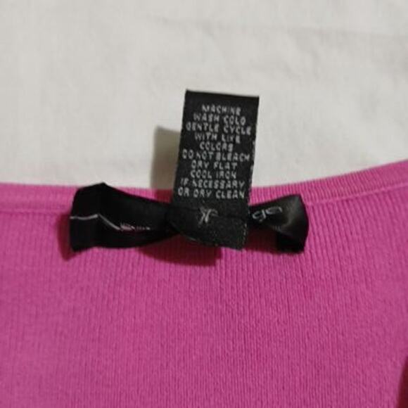 Cable & Gauge Size Large Pink Women's Scoop Neck Top with Ruffle Detail - Picture 12 of 12